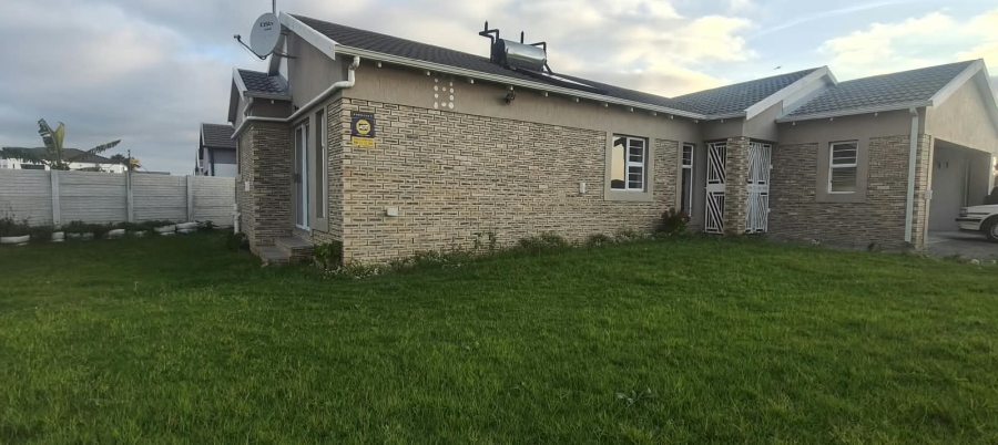 3 Bedroom Property for Sale in Fairview Eastern Cape